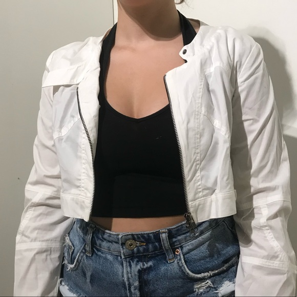 Crop Jacket - Picture 3 of 3
